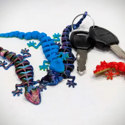 Móc Khóa Thằn Lằn Con (Baby Lizard Keychain)