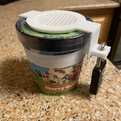 Khóa Pint Kem (Ice Cream Pint Locker)