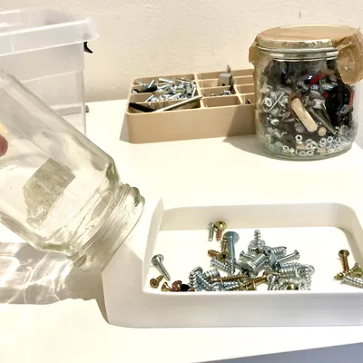 Khay sắp xếp ốc vít kèm phễu (Screw Organizer with Funnel)