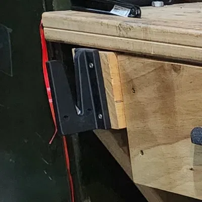 Bộ cắt giẻ lau gắn bàn làm việc (Rag Cutter for workbench)