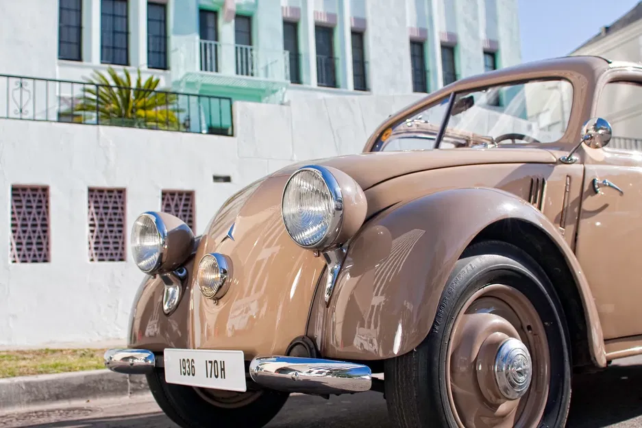 Mô Hình LEGO Xe Mercedes 170H (1939) - Tái Hiện Xe Cổ Điển - Image 7