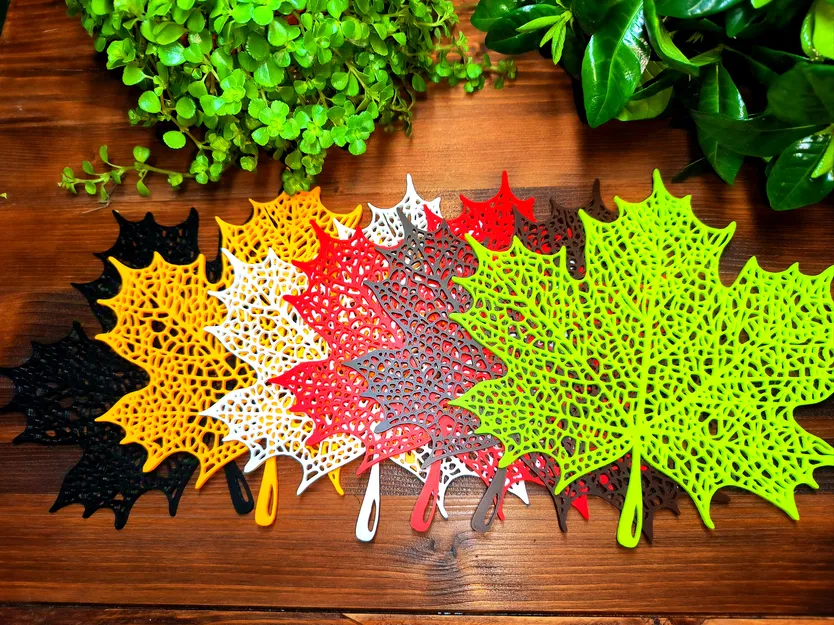 Lá Phong Voronoi (Voronoi Maple Leaf) - Image 1