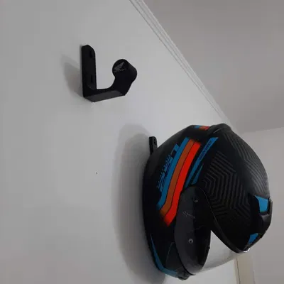 Giá Treo Nón Bảo Hiểm Xe Máy Honda - Dễ Tùy Chỉnh