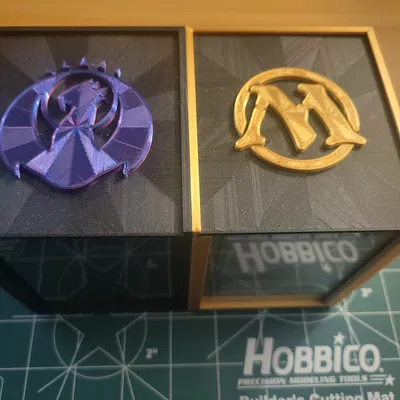 Hộp Đựng Bài MTG 3D Xếp Chồng - Tùy Chọn Nắp Logo Độc Đáo