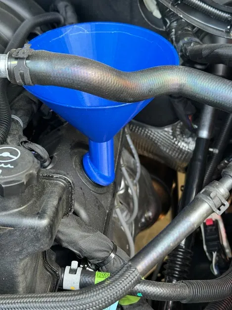 Phễu Đổ Dầu (Oil Funnel) cho động cơ xăng GM 6.6L - Image 3