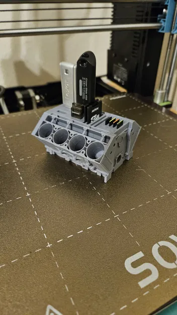 Giá đỡ thẻ SD dạng engine block - Image 2