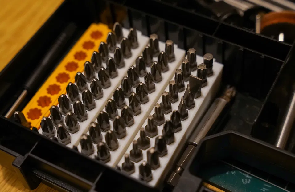 Kệ Tổ Chức Mũi Khoan 20 Chi Tiết Cho Hộp DEWALT TSTAK - Image 1