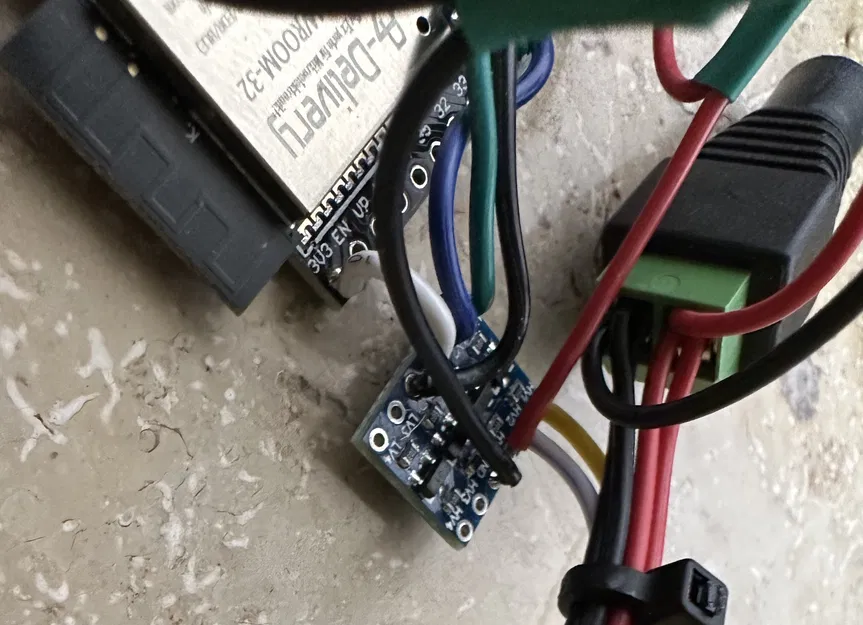 Hộp ESP32 (wroom32) + Level Shifter cho WLED, Neopixel - Image 4