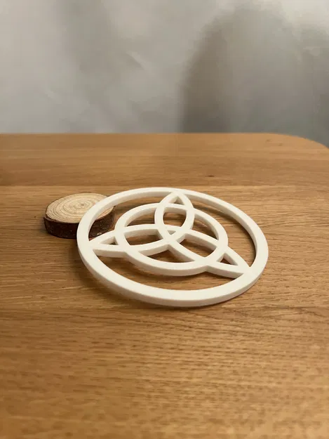 Miếng Lót Ly Nút Thắt Celtic – Triquetra - Image 2