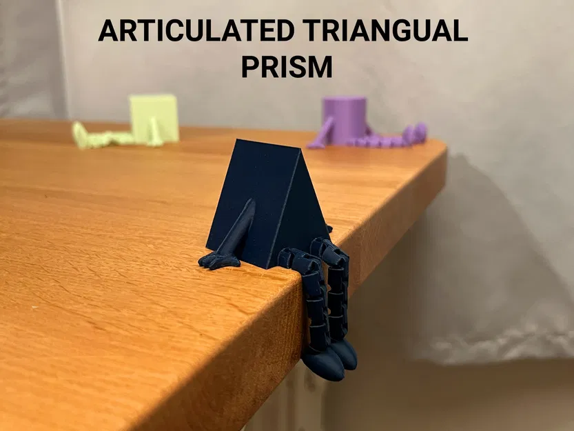 Articulated Triangular Prism Buddy – Bạn Lăng Trụ Tam Giác Khớp Nối - Image 1