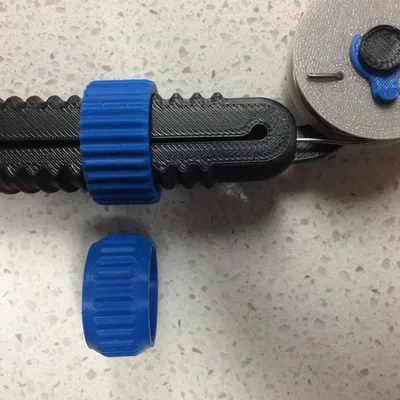 Tay cầm cuộn thiếc hàn 3D cải tiến, gọn gàng