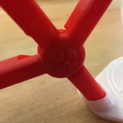 The Bug Catcher 2000 – Dụng cụ bắt côn trùng in 3D