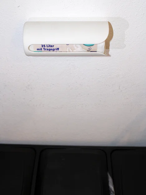 Hộp nhả/giữ túi rác nhỏ cho túi 35L (garbage bin liner) - Image 3