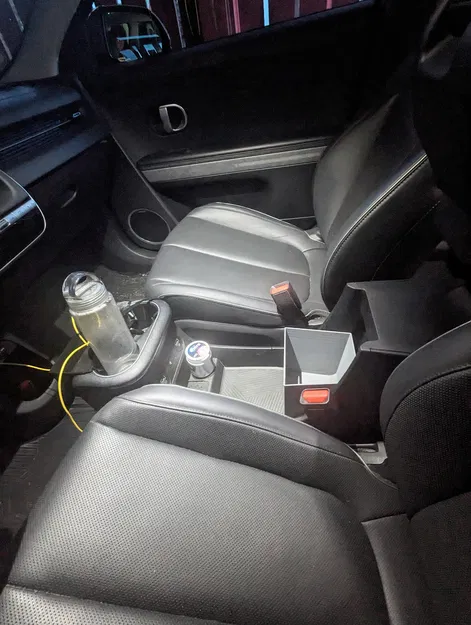 Thùng rác center console cho Hyundai Ioniq 5 - Image 2