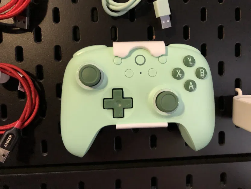 Giá treo tay cầm 8BitDo Ultimate 2C cho IKEA Skadis - Image 1