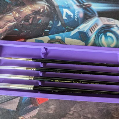 Hộp đựng cọ vẽ (Paint brush box)