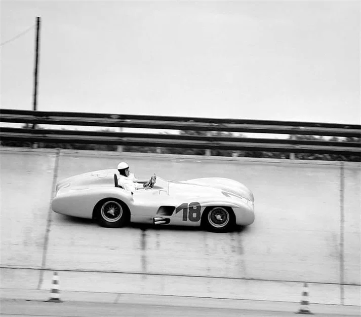 Mô Hình Xe Đua LEGO Mercedes W196 Monza 1955 - In 3D Độc Đáo - Image 6