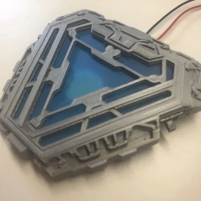 Mô Hình Lõi Năng Lượng Iron Man Mk 50 (Avengers: Endgame)