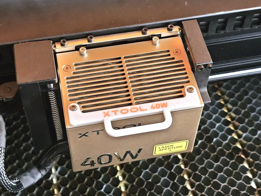 Tay cầm cho xTool S1 40W (xTool S1 40W handle) - Image 1