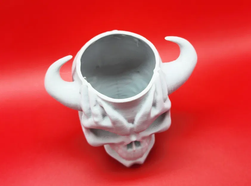 Cốc Cắm Bút Hình Hộp Sọ Quỷ Độc Đáo - Image 4