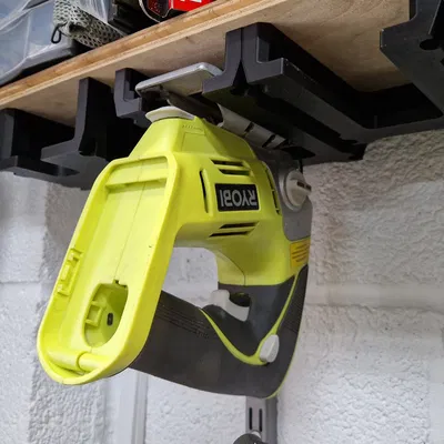 Kệ Treo Máy Cắt Lốc Ryobi One+ Chuyên Dụng