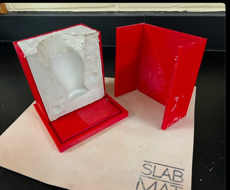 Hộp làm khuôn (Moldmaking box) - Image 1