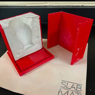 Hộp làm khuôn (Moldmaking box)