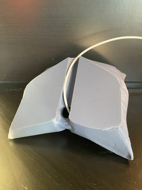 Giá Đỡ Điện Thoại Hình Gối Giấu Dây Sạc 3D - Image 2