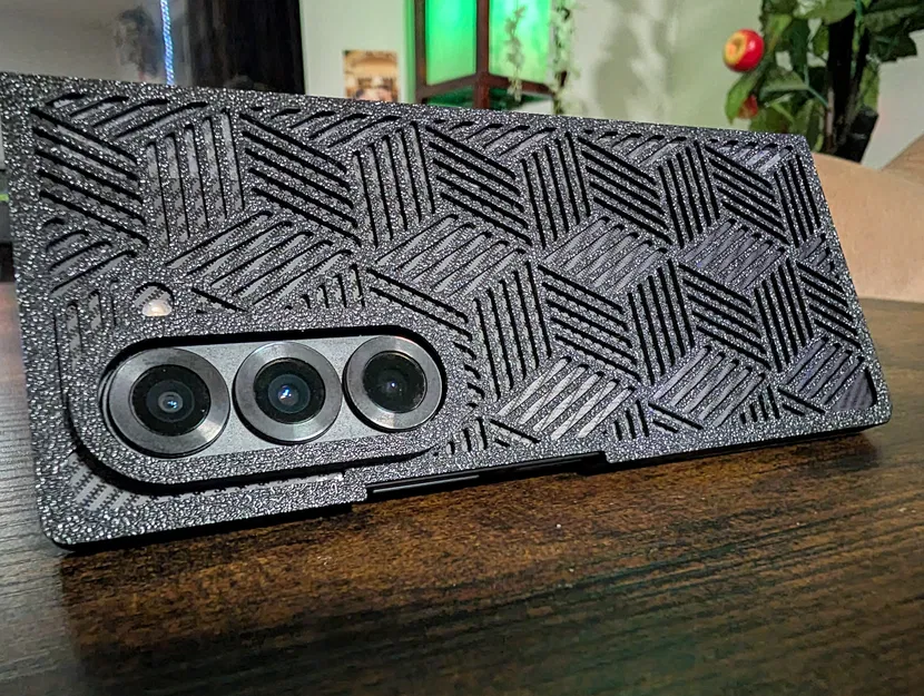 Ốp lưng Samsung Fold 6 (chỉ phần lưng sau) - Image 5