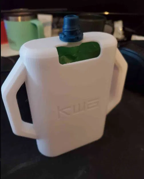 Tay cầm giữ túi puree Gerber cho bé (Gerber Baby Food Puree Pouch Holder) - Image 1