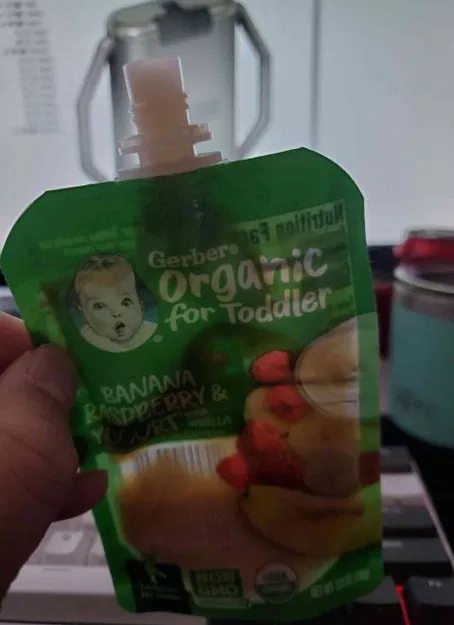 Tay cầm giữ túi puree Gerber cho bé (Gerber Baby Food Puree Pouch Holder) - Image 2
