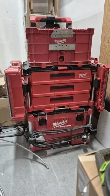 Khe gắn hông Packout có rail (Packout Side Mount Slots with Rail) - Image 1