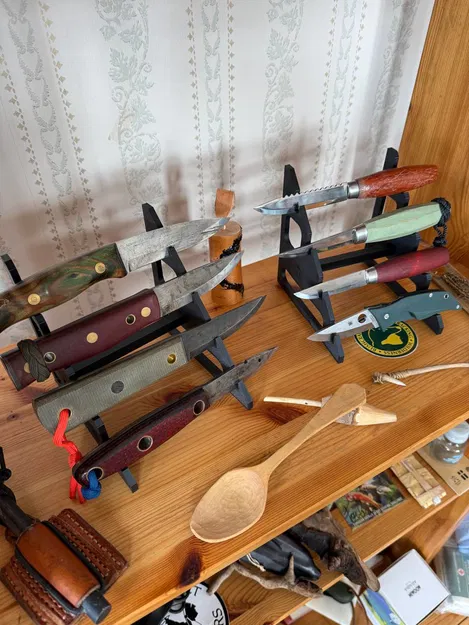 Kệ trưng bày dao tối giản (Knife display) - Image 1