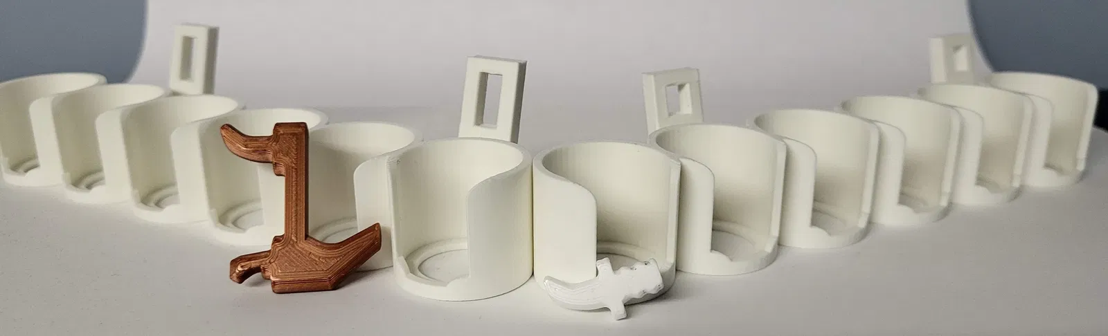 Kệ sơn Multiboard/HSW offset 26mm – 6 chai - Image 2