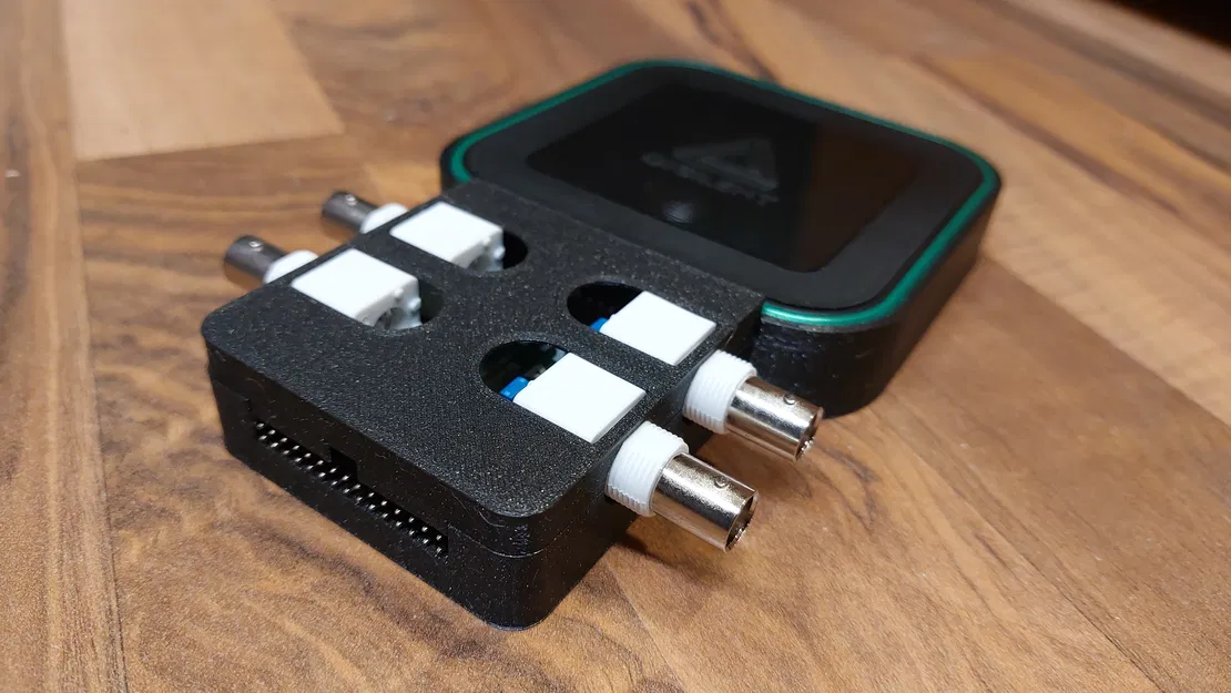 Hộp đựng Digilent Analog Discovery 3 kèm BNC Adapter - Image 1