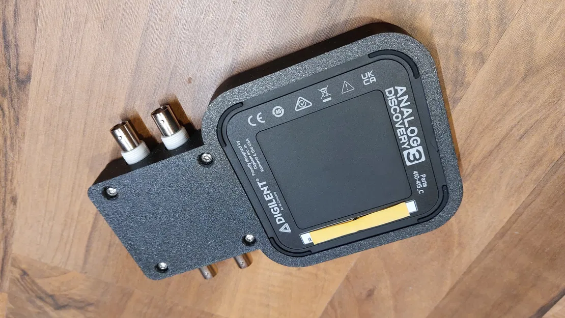 Hộp đựng Digilent Analog Discovery 3 kèm BNC Adapter - Image 2