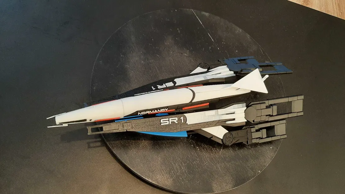 SSV Normandy SR1 (Mass Effect) – Mô hình tàu - Image 2