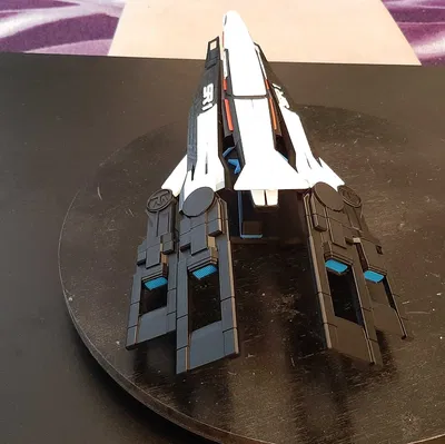 SSV Normandy SR1 (Mass Effect) – Mô hình tàu