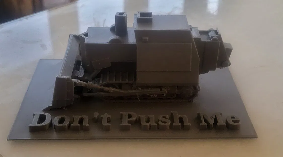 Mô Hình Xe Ủi Killdozer "Đừng Chọc Tôi" Tỉ Lệ 1:1 - Image 1