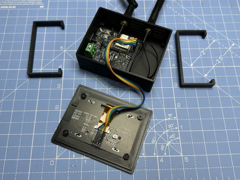 Case OpenDTU Fusion v2.3 cho màn hình 2.42” - Image 3