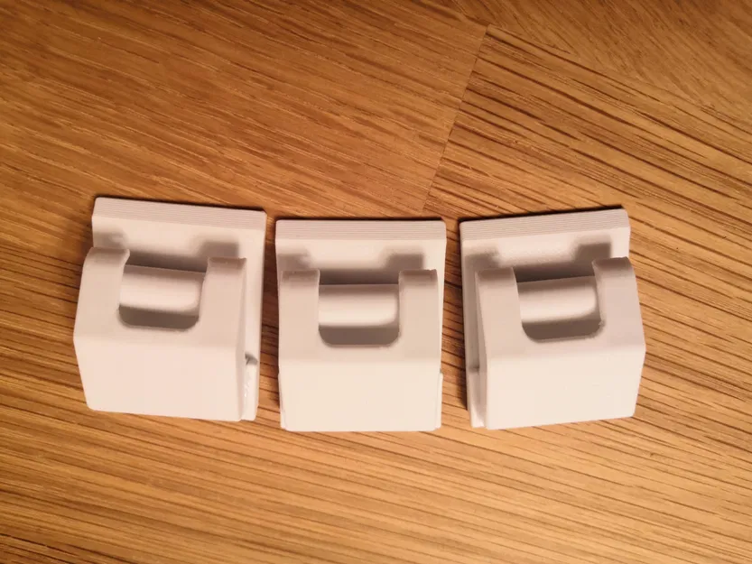 Móc treo poster (Poster hanger) - Image 1