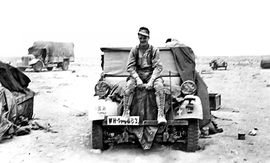 Xe Quân Sự LEGO STÖEWER 40 Kfz - Mô Hình Tái Hiện Lịch Sử - Image 6