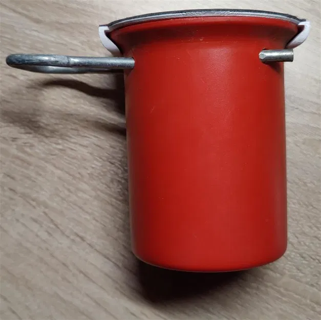 Gaskappen-Halter – Giá treo nắp bình gas - Image 1