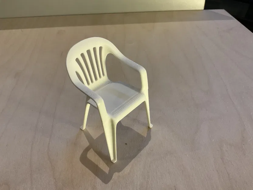 Ghế sân vườn màu trắng (White lawn chair) - Image 1