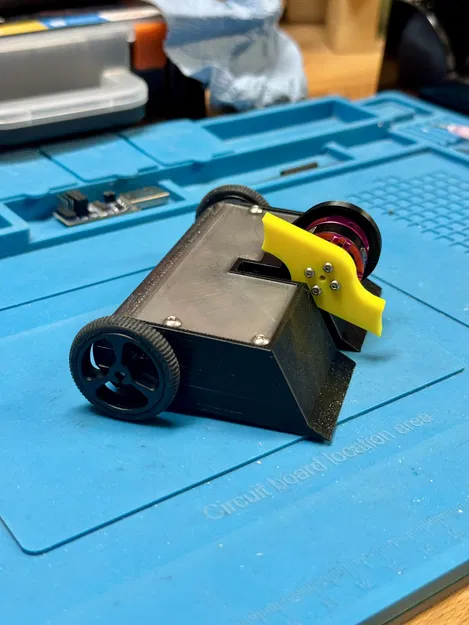 Battlebot Vertical Spinner - Antweight (150 g) - Image 1