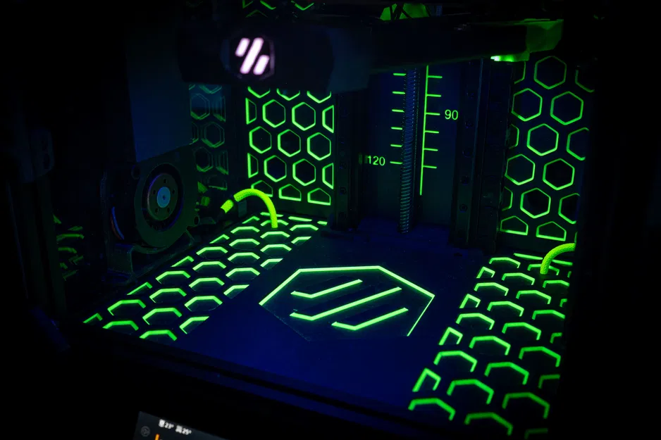 Mod nắp Deck Panel cho Voron 0.2 (Voron 0.2 DeckPanel Cover Mod) - Image 1