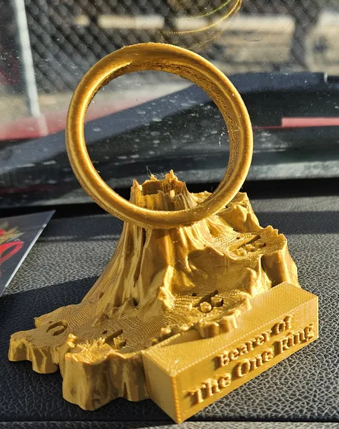 Cúp Chúa Nhẫn "Bearer Of The One Ring" - Món Quà Fantasy Độc Đáo - Image 1