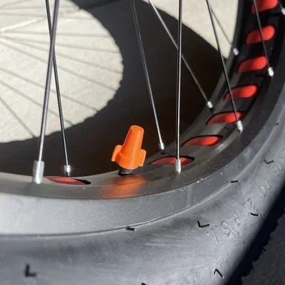 Nắp Chụp Van Schrader Xe Đạp Hình Tai Bịt Dây Vui Nhộn