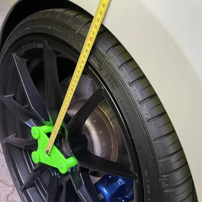 Dụng cụ đo ride height (từ tâm bánh xe lên vè)