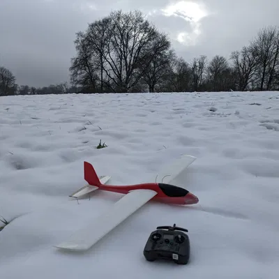 Cánh mới cho tàu lượn LIDL BETA